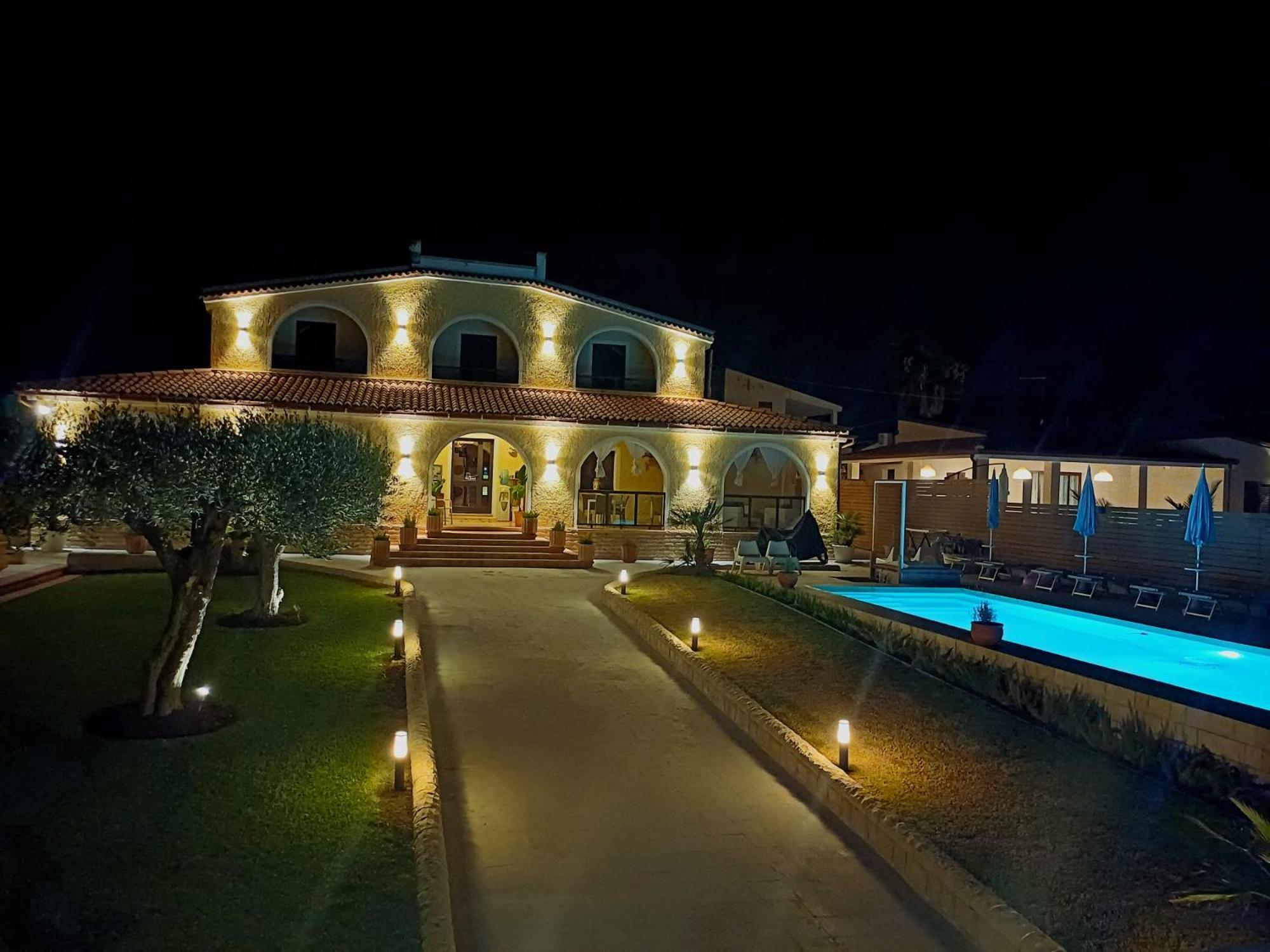 فونتاني بيانكي Villa Sunset B&B/Apartments المظهر الخارجي الصورة
